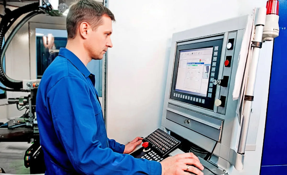 LED-Maschinenleuchten in der Anwendung bei LED2WORK